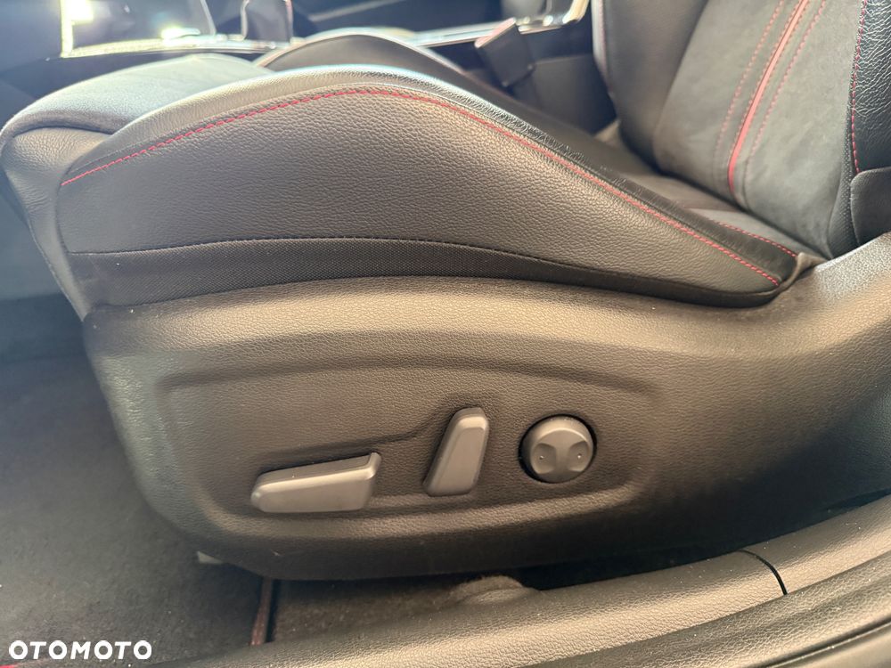 Kia ProCeed 1.6 T-GDI GT-Track - 24