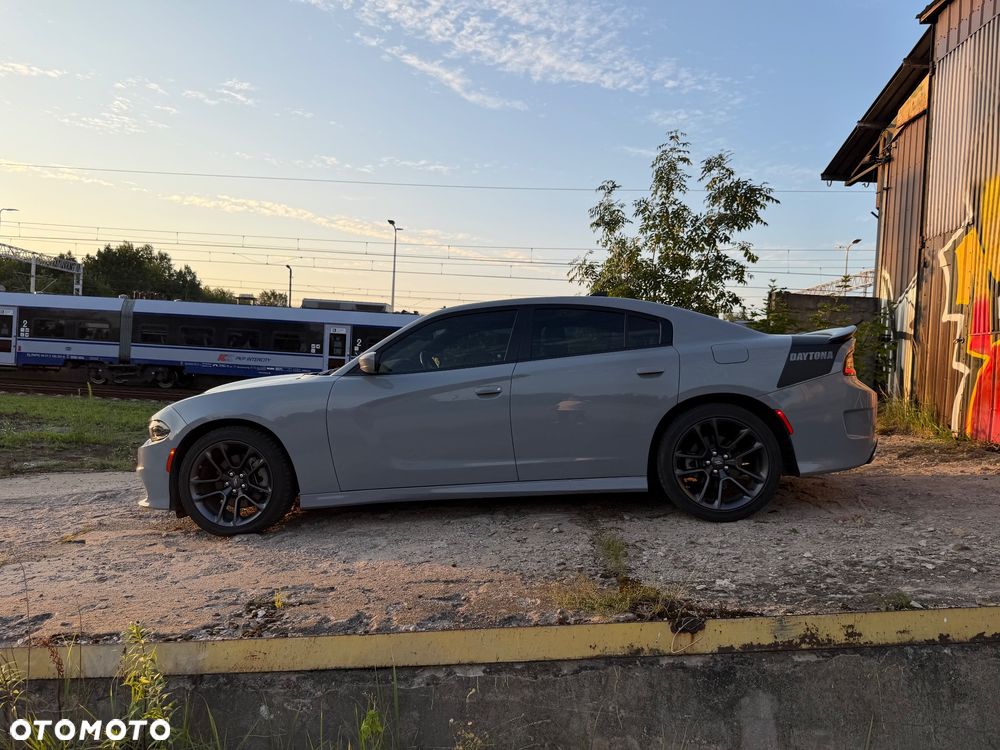 Dodge Charger 5.7 R/T Daytona - 12