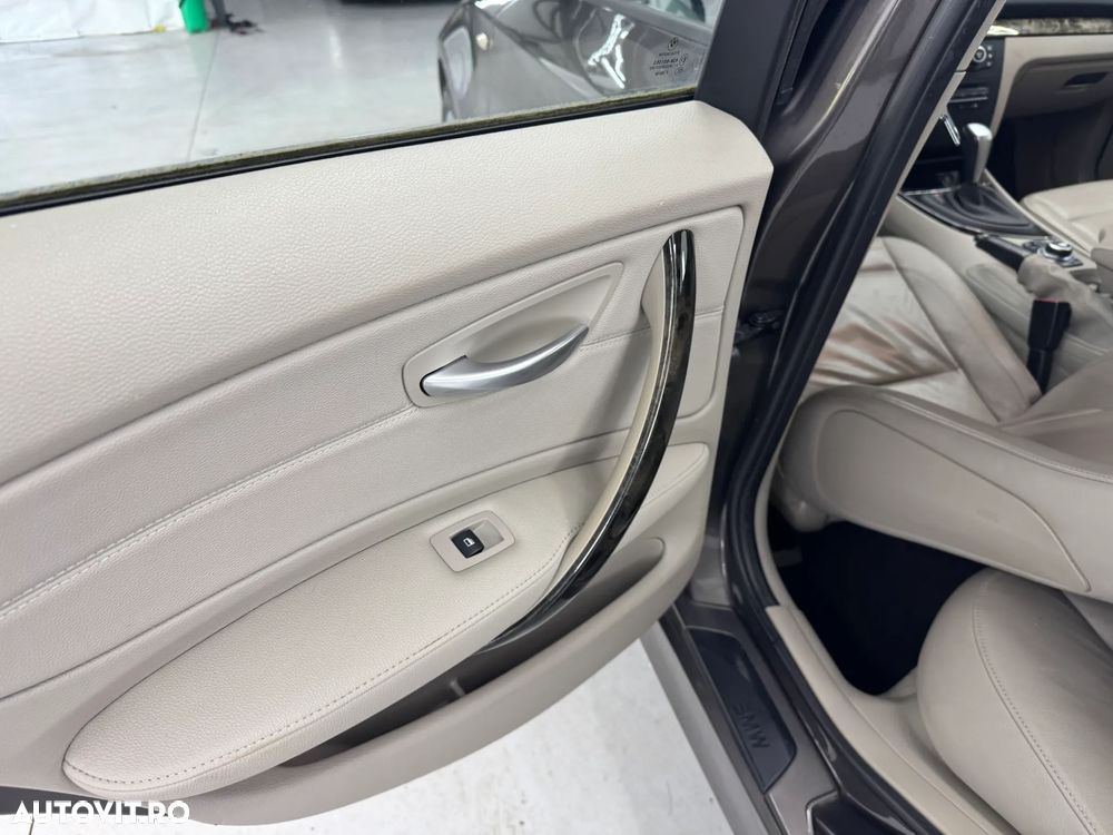BMW Seria 1 120d DPF Aut. - 19