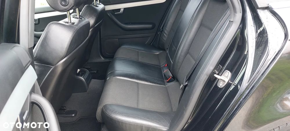 Audi A4 Avant 3.0 TDI Quattro Tiptr - 32