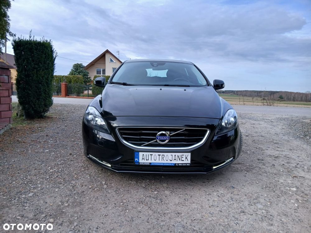 Volvo V40 D2 - 8