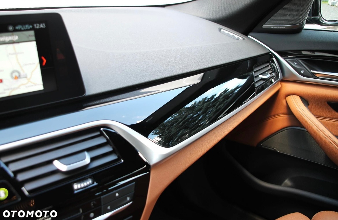 BMW Seria 5 520d Touring - 15
