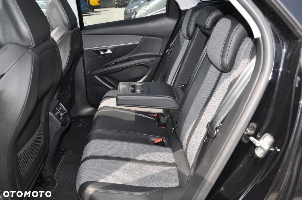 Peugeot 3008 BlueHDi 130 Stop & Start Allure Business-Paket - 17
