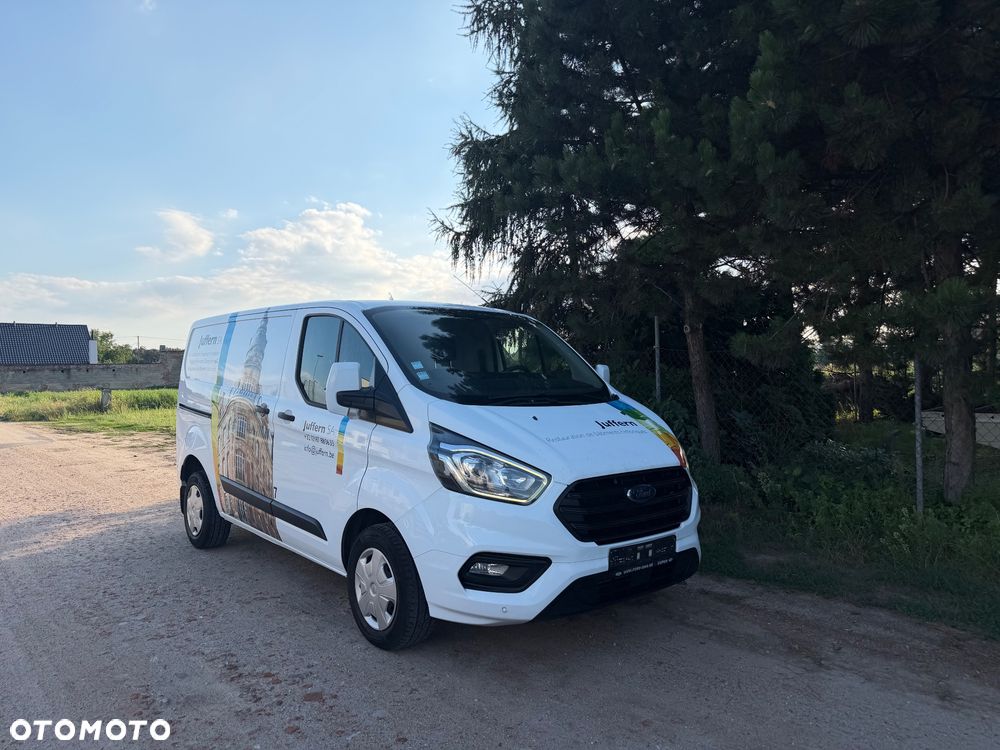 Ford TRANSIT CUSTOM - 1
