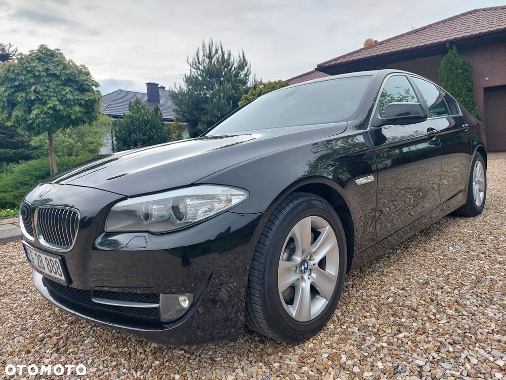 BMW Seria 5 528i Sport-Aut - 4