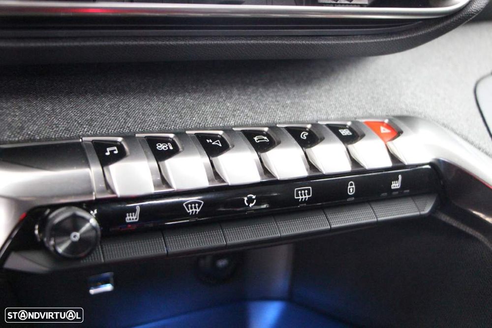 Peugeot 3008 1.5 BlueHDi GT Line - 19