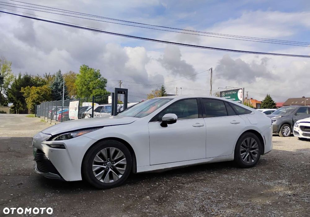 Toyota Mirai - 2