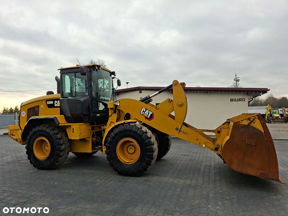 Caterpillar CAT 930 M - 10