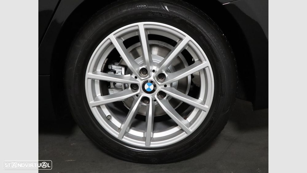 BMW 318 d Touring Advantage - 14