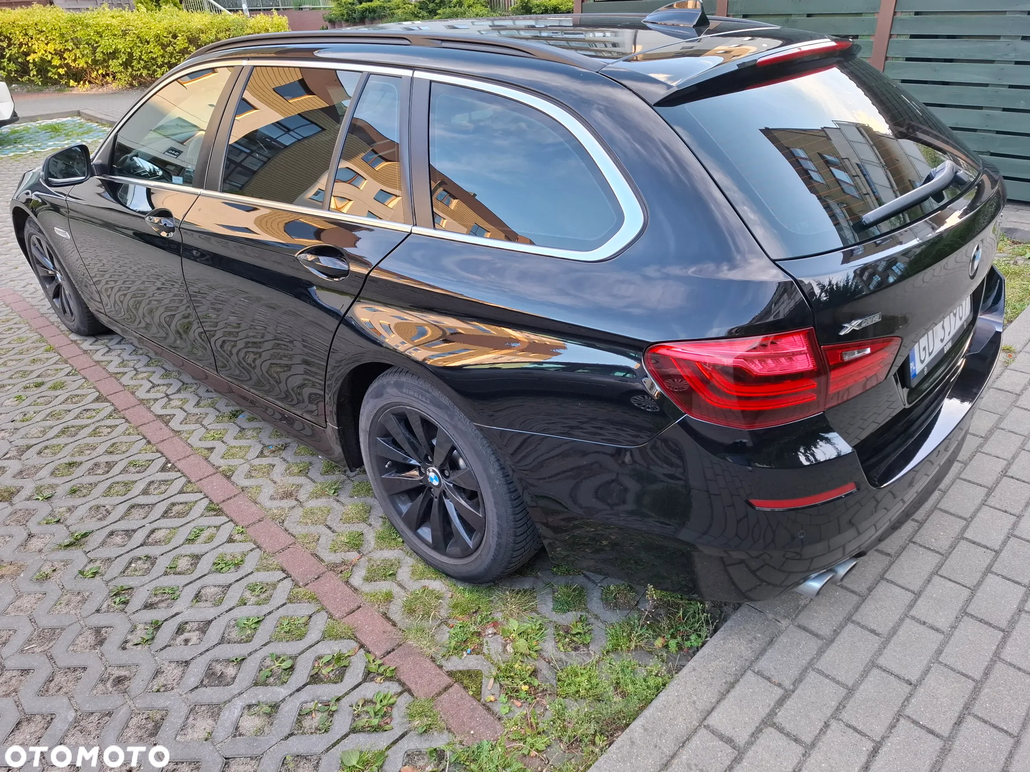 BMW Seria 5 520d xDrive Touring - 14