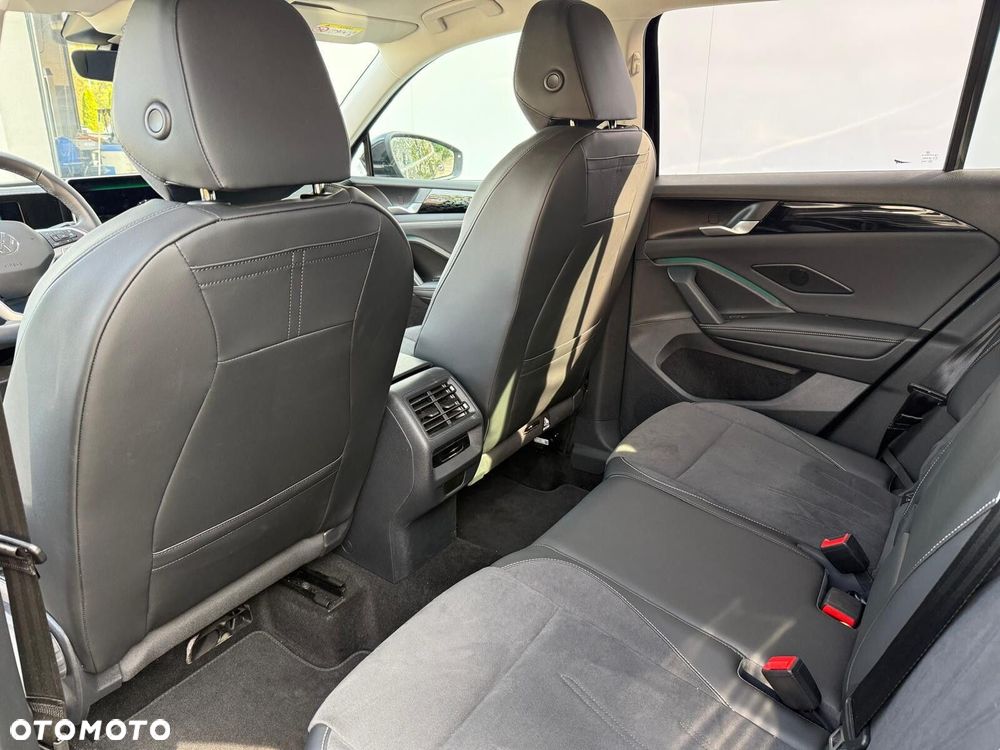Volkswagen Tiguan - 8