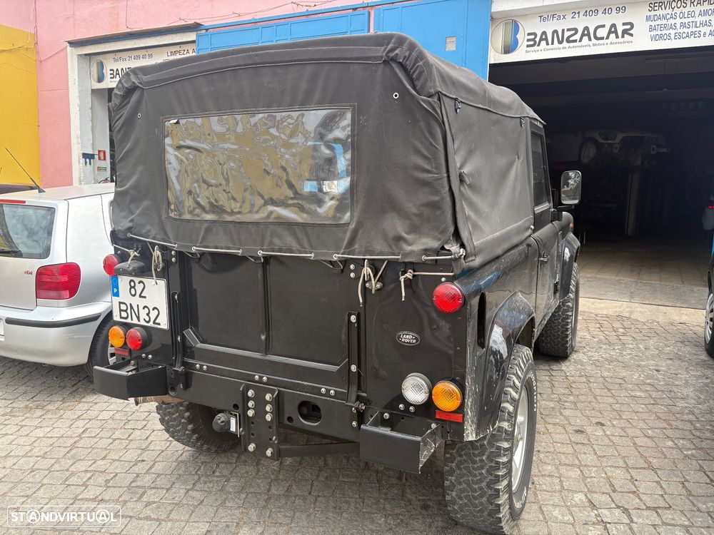 Land Rover Defender 90 2.5 Td5 E - 7