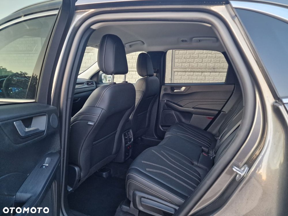 Ford Kuga - 16