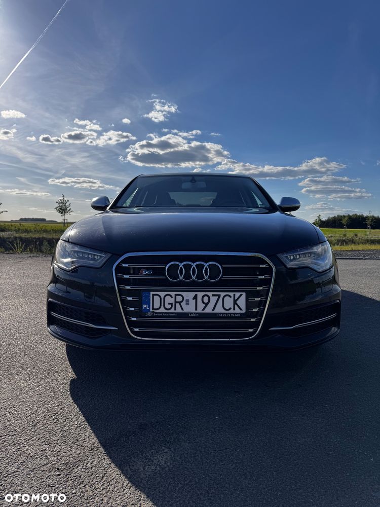 Audi S6 Limousine - 1