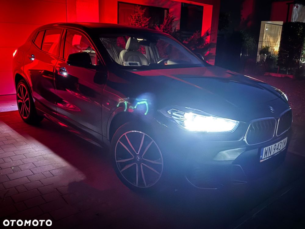 BMW X2 sDrive18i - 18