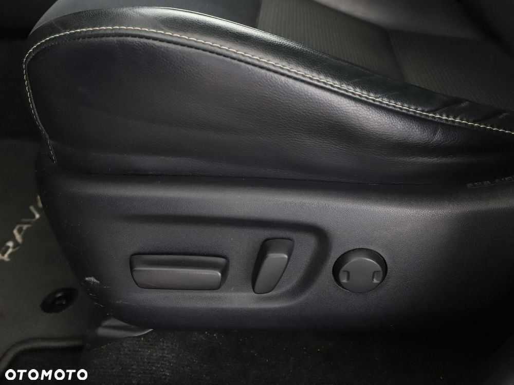 Toyota RAV4 2.0 D-4D 4x2 Start-Stop Comfort - 38