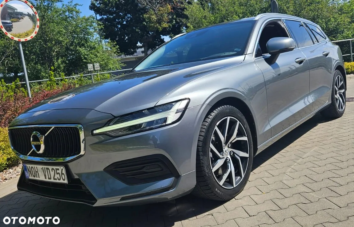 Volvo V60 T4 Geartronic Momentum Pro - 17