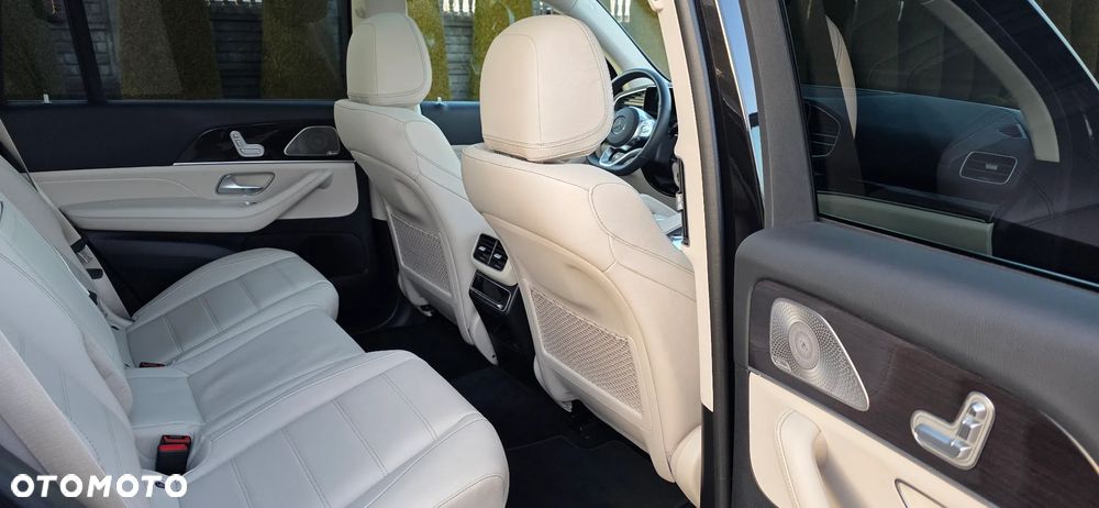 Mercedes-Benz GLS - 14