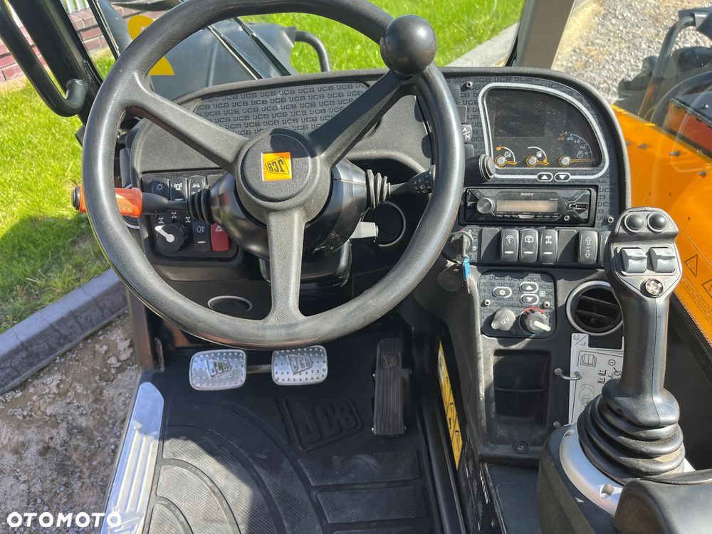JCB 536-70 Agri Super - 11