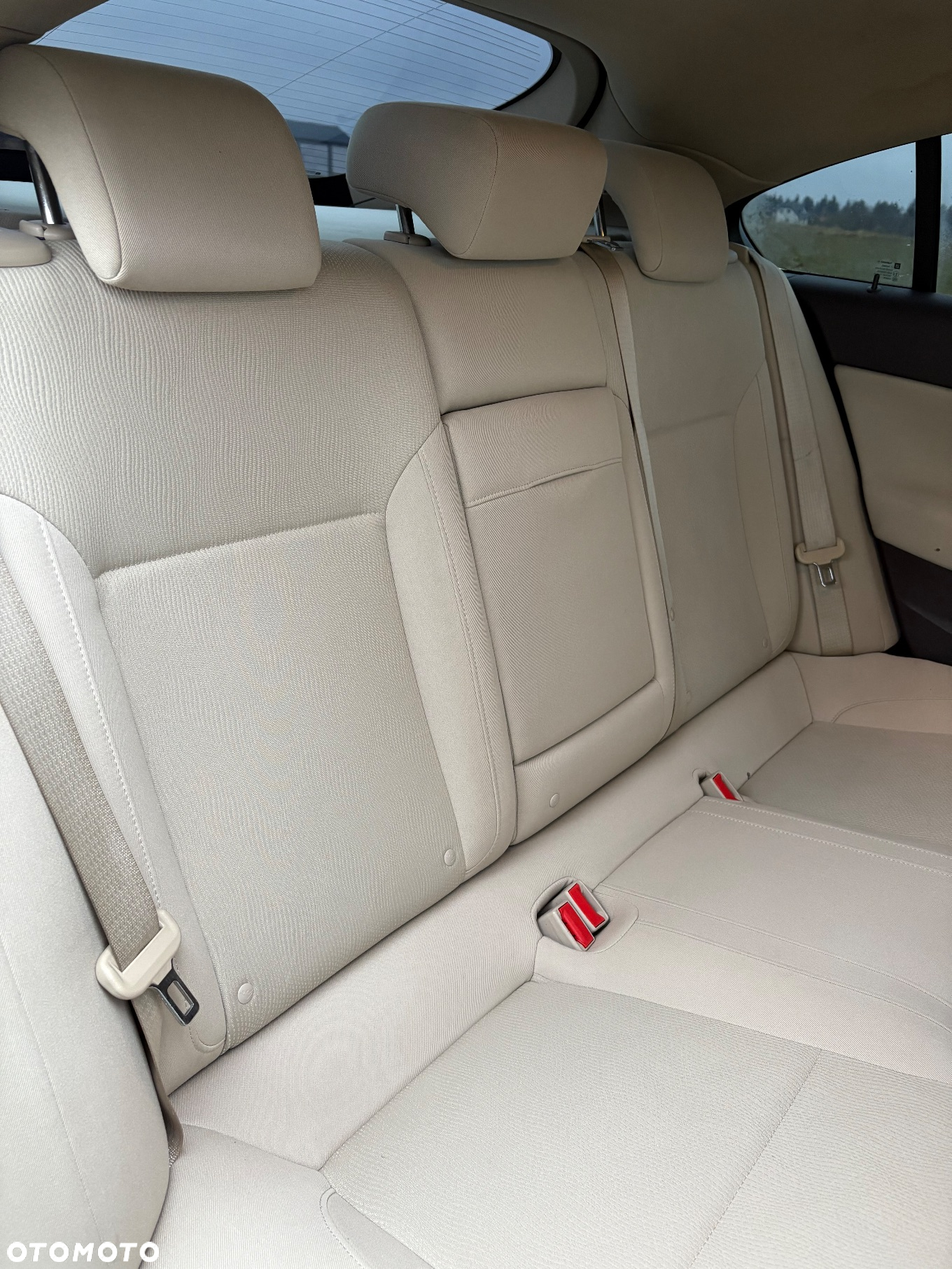 Opel Insignia - 16
