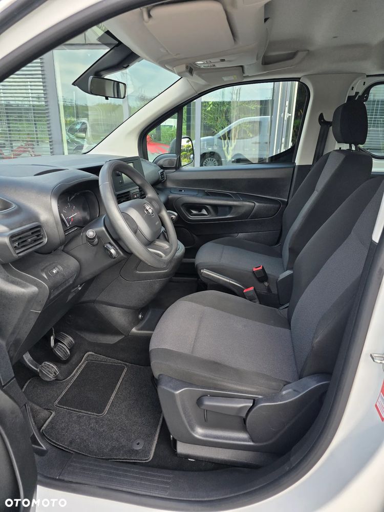 Toyota Proace City Verso 1.2 D-4T Business - 23