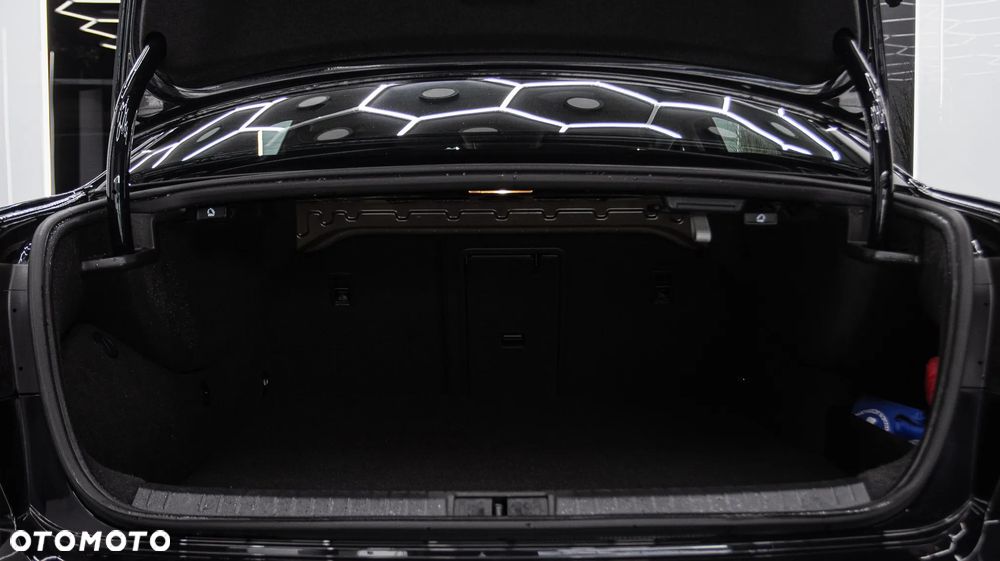 Volkswagen Passat 1.4 TSI Plug-In Hybrid GTE DSG - 34