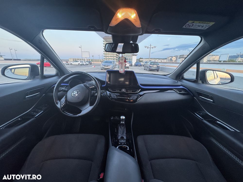 Toyota C-HR Style - 12