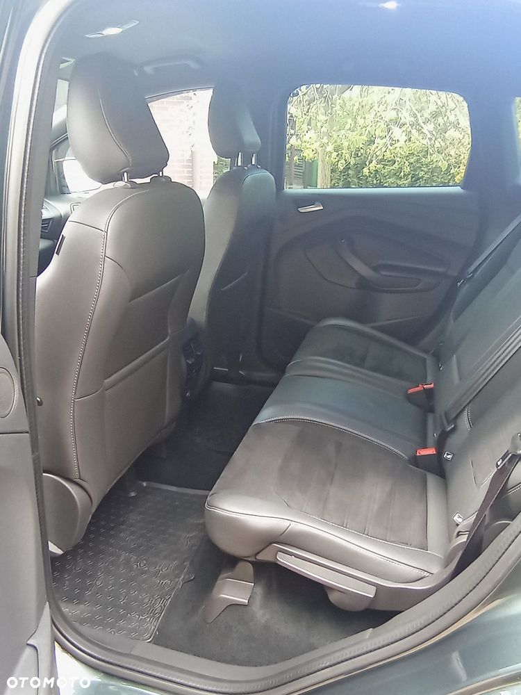 Ford Kuga 2.0 TDCi FWD ST-Line - 11