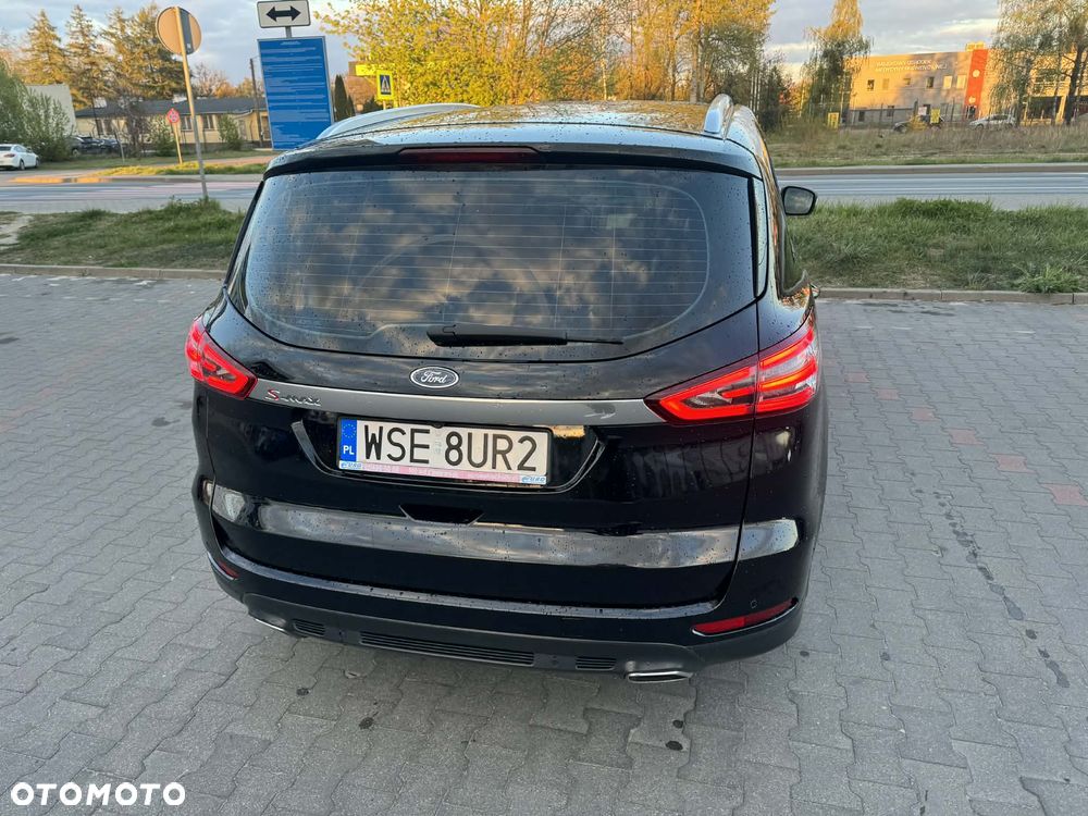 Ford S-Max - 8