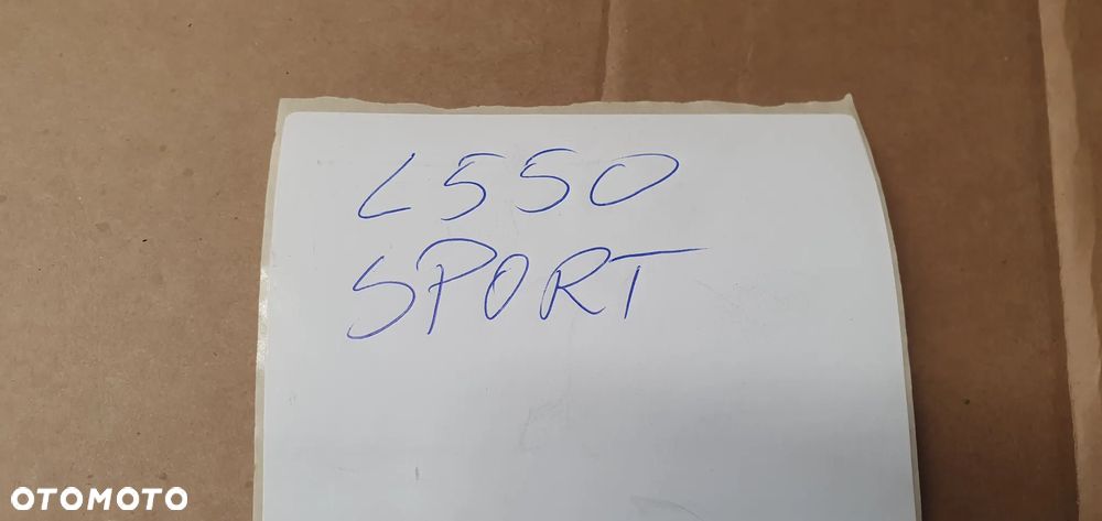 Osłona obudowa deski konsoli Land Rover Discovery Sport L550 - 16