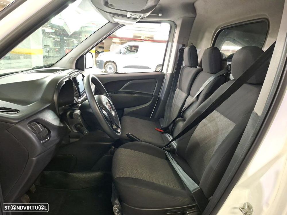 Fiat DOBLO CARGO 1.6 MJ SX 3L - 5
