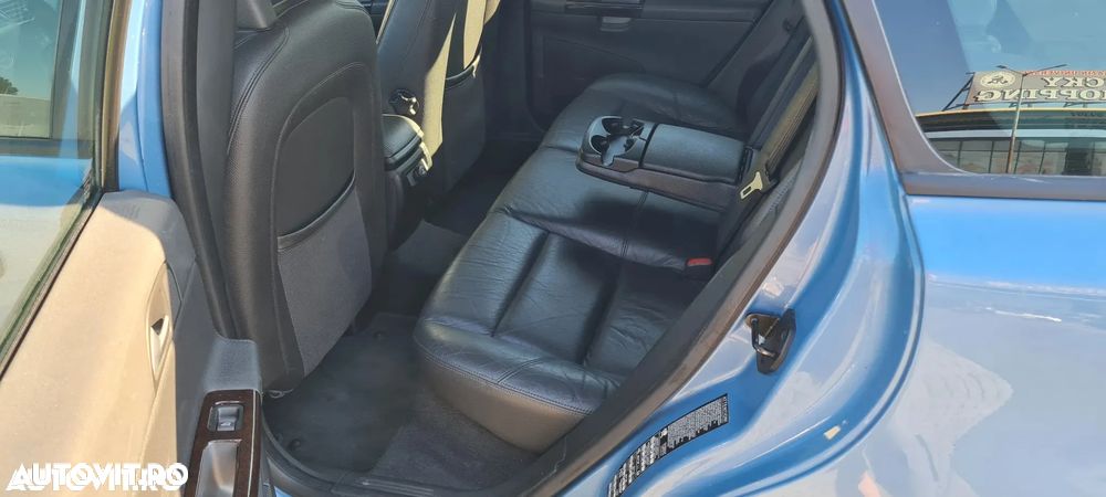 Volvo V50 1.8 Momentum - 5