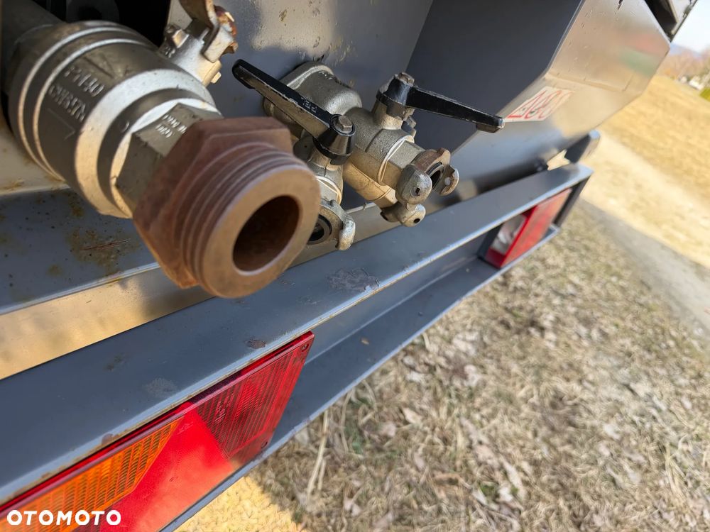 Atlas Copco XAHS 186 Kompresor Śrubowy Sprężarka potężna mocna 11m3. 12 bar regulowanych. Bogata wersja z chłodnicą cyklonową! z Norweskiej Upadłości! Niski Przebieg 1900mtg. 2014rok silnik DEUTZ.150 KM. serwisowany w DEKRA. OKAZJA - 23