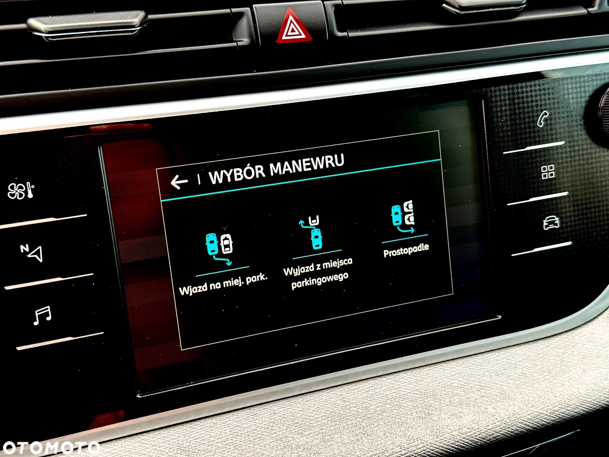 Citroën C4 Grand Picasso BlueHDi 150 EAT6 Exclusive - 38