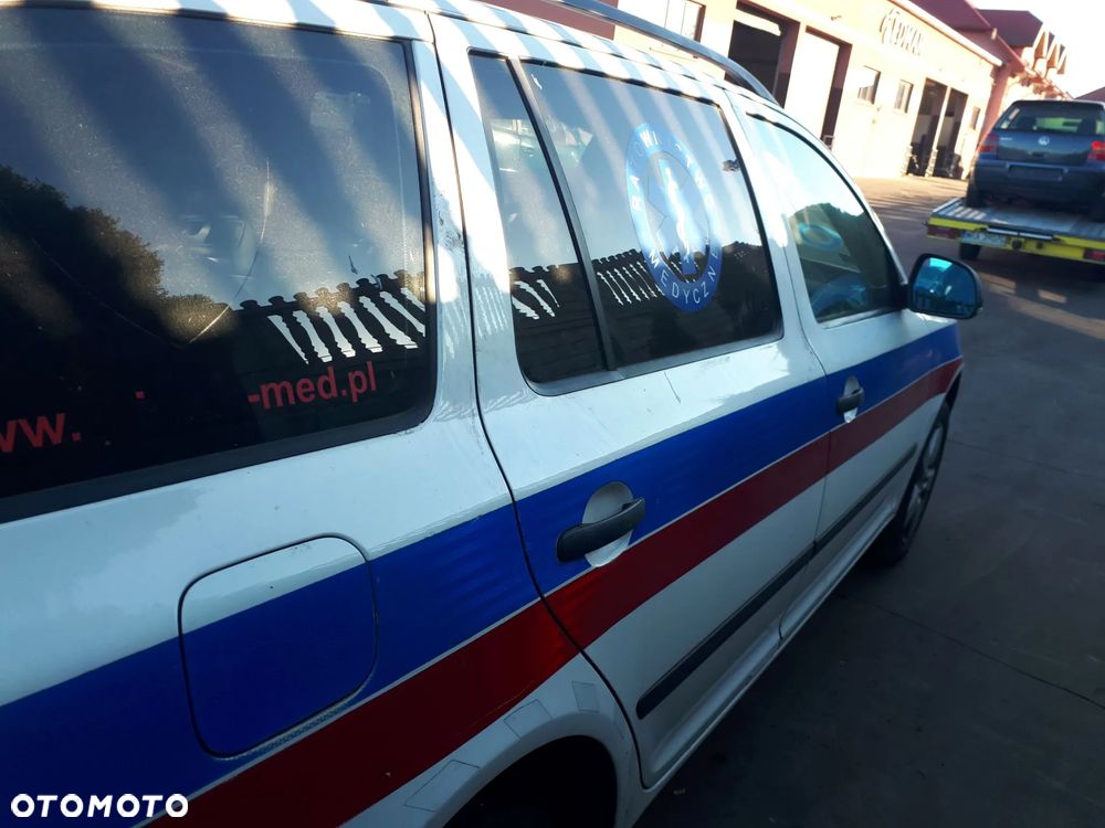 SKODA OCTAVIA II LIFT KOMBI 08-13 PODSZYBIE PLASTIKOWE - 13