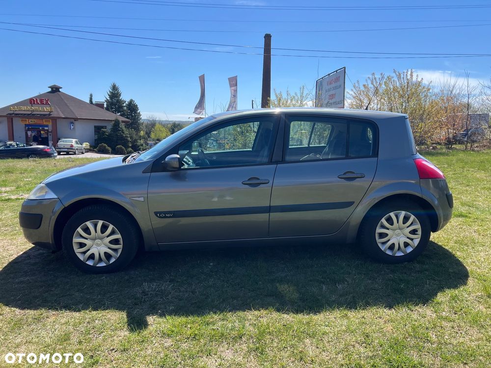 Renault Megane 1.6 Confort Expression - 3