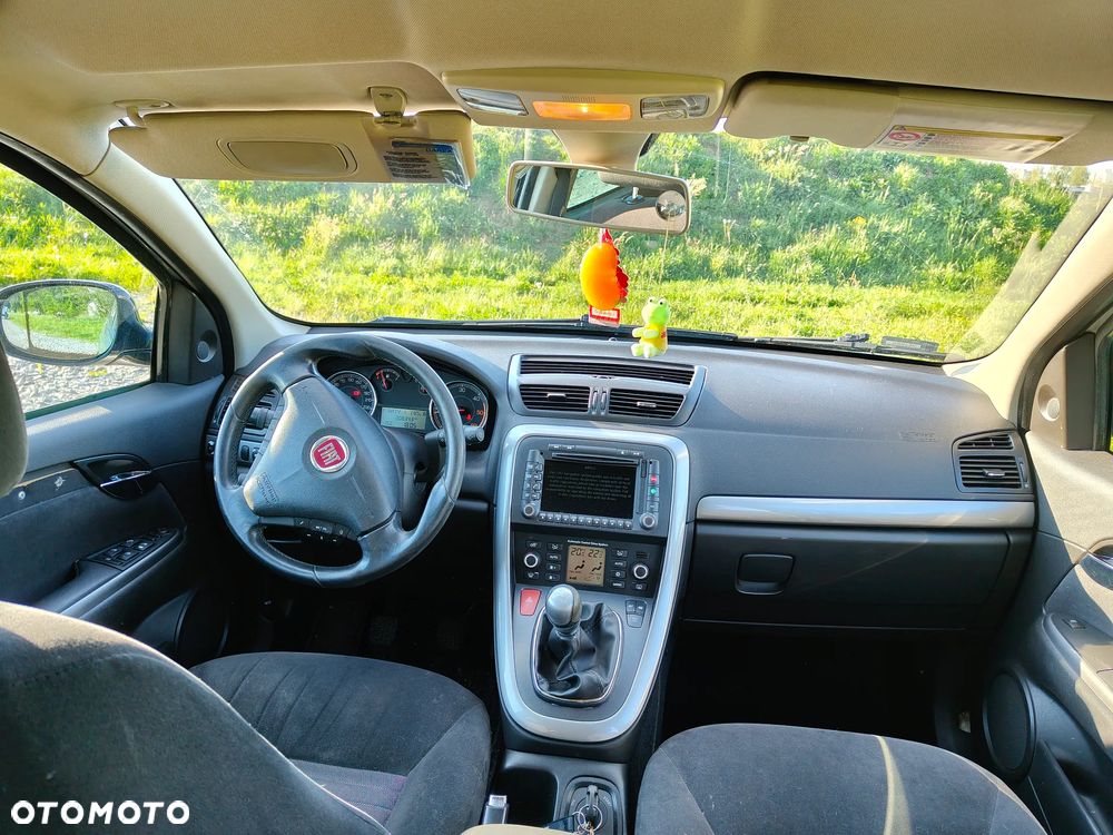 Fiat Croma 1.9 JTD Emotion - 5