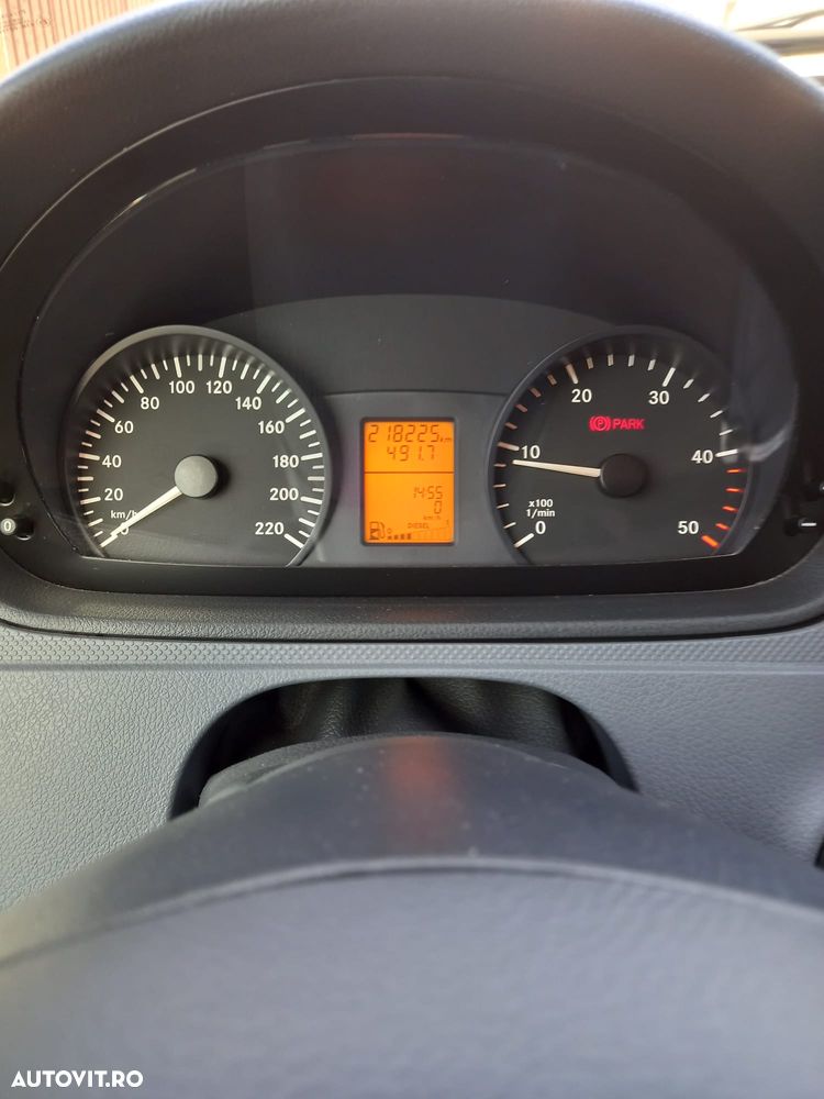 Mercedes-Benz Vito - 11