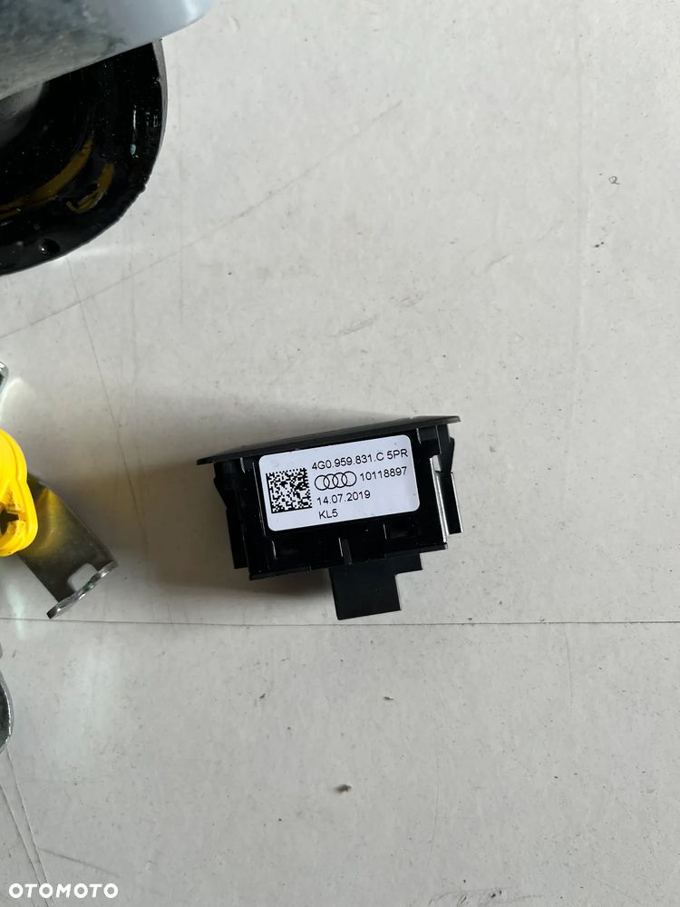 ZESTAW KLAPY ELEKTRYCZNEJ A4 B9 AVANT - 6