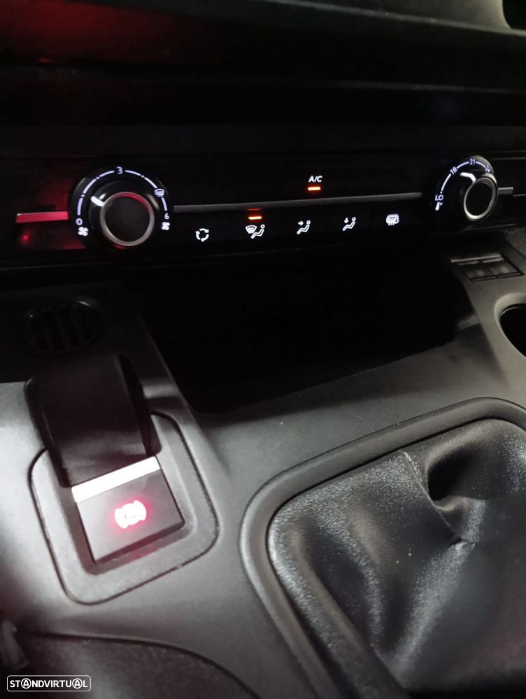 Citroën Berlingo 1.5 BlueHDI XL Longa (3 LUG) - 17