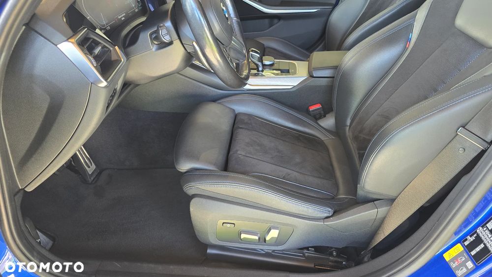 BMW Seria 3 330e xDrive M Sport sport - 21