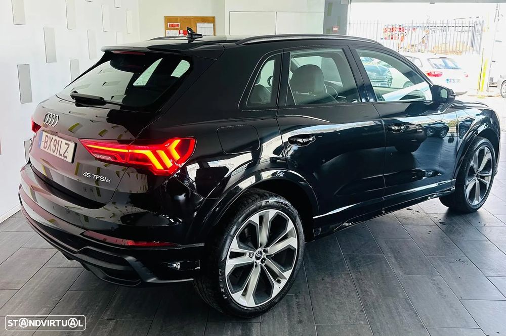 Audi Q3 45 TFSIe S line S tronic - 5