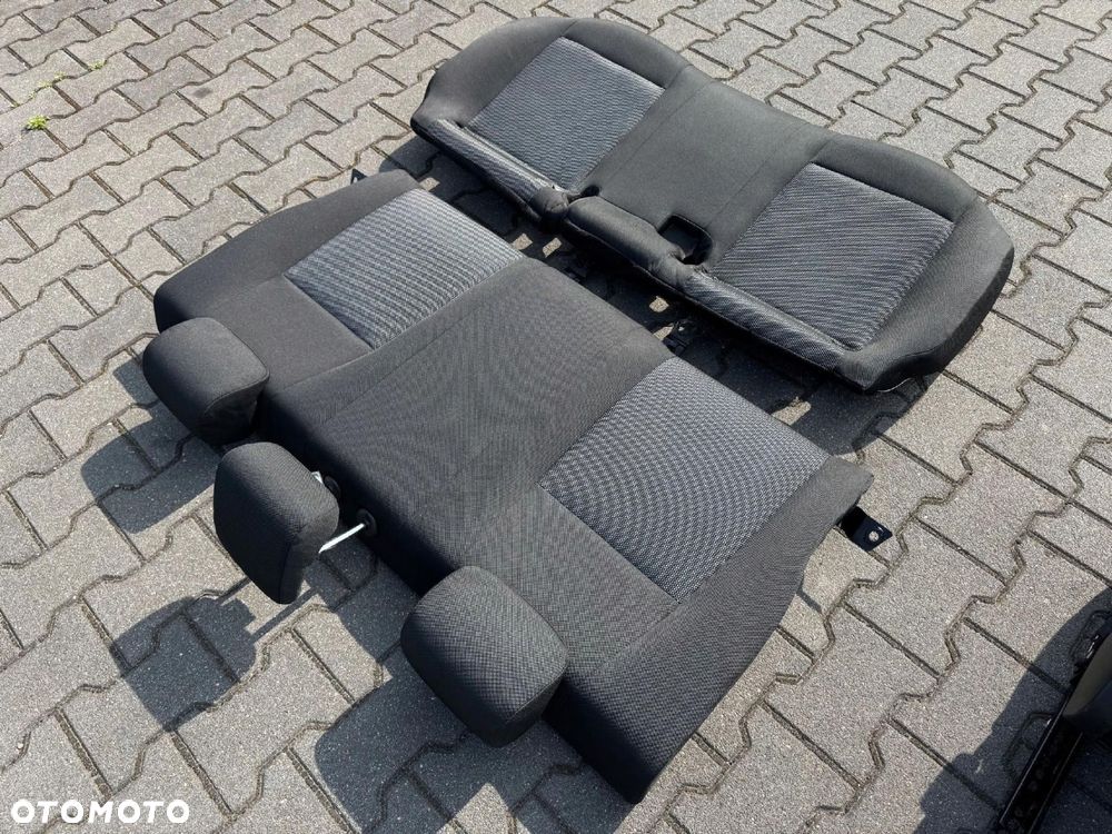 KOMPLET FOTELI + BOCZKI MERCEDES A W177 SEDAN 2021 - 3