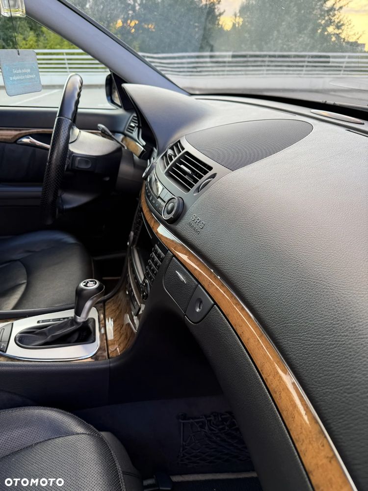 Mercedes-Benz Klasa E 320 CDI 7G-TRONIC Avantgarde DPF - 7