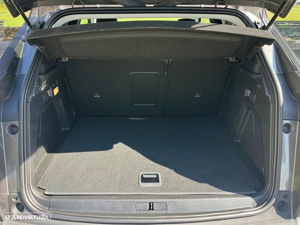 Peugeot 3008 1.6 Hybrid Allure Pack e-EAT8 - 36
