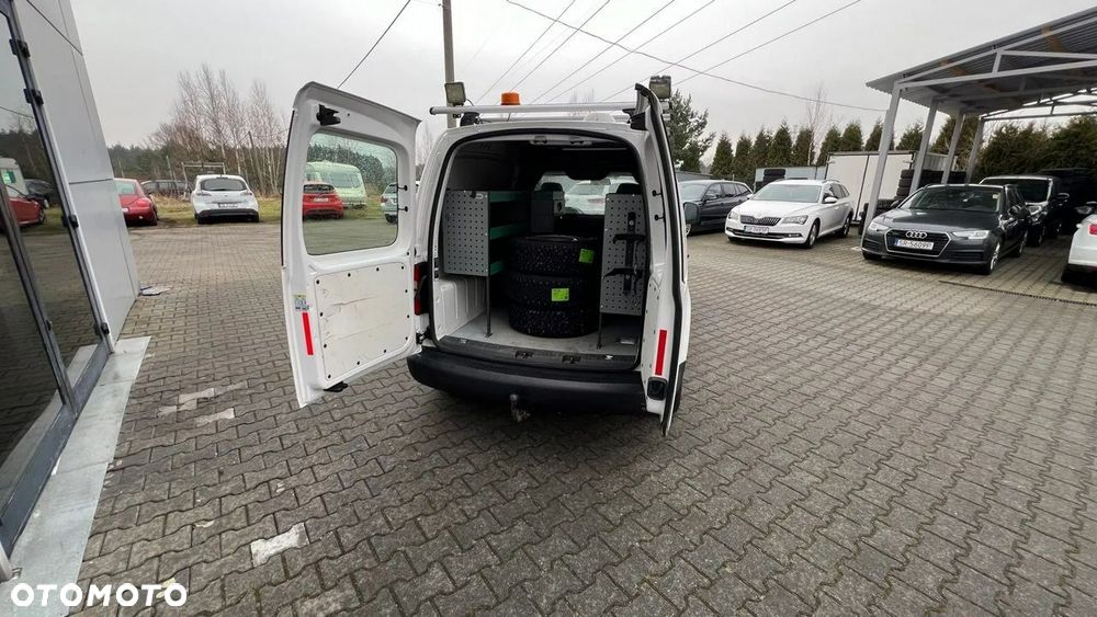 Volkswagen Caddy - 17