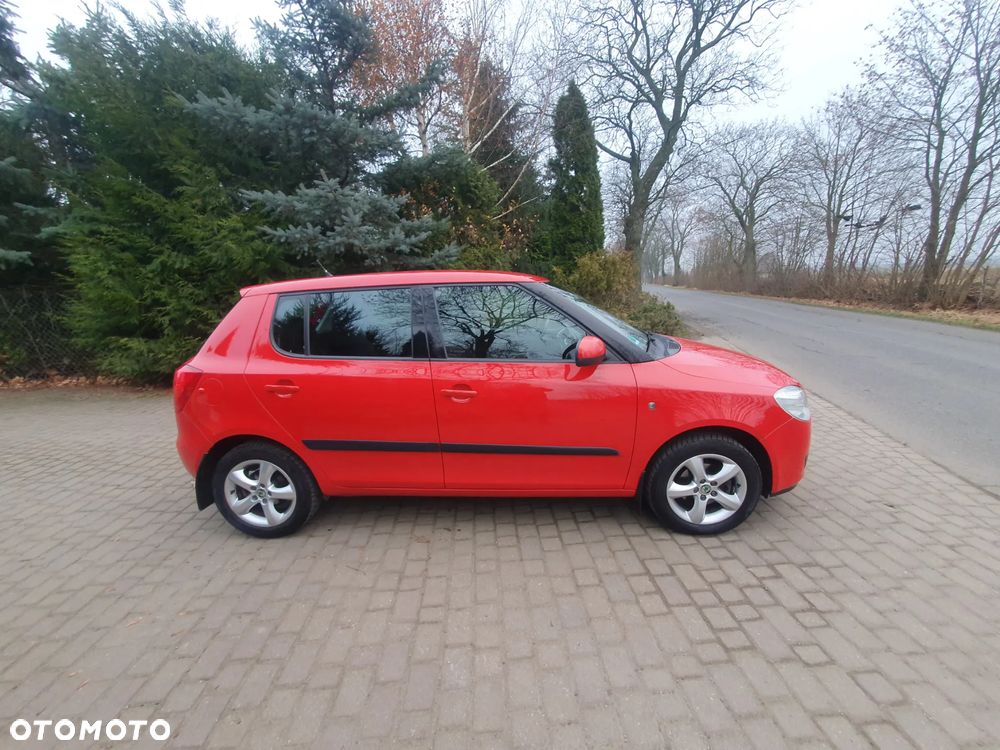 Skoda Fabia 1.6 16V Tiptronic Elegance - 3