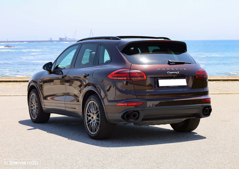 Porsche Cayenne - 7