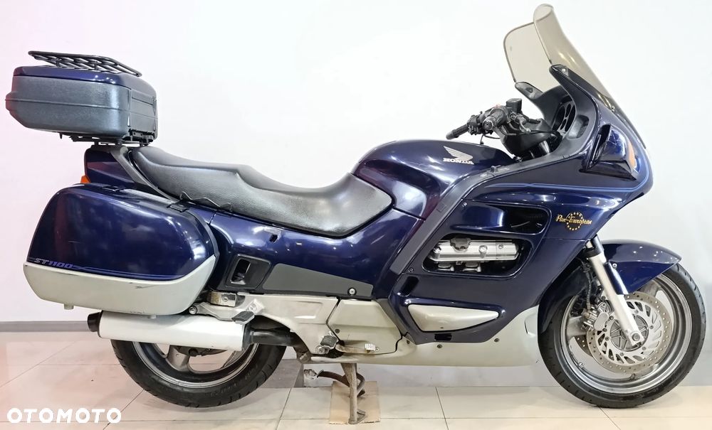 Honda ST - 6