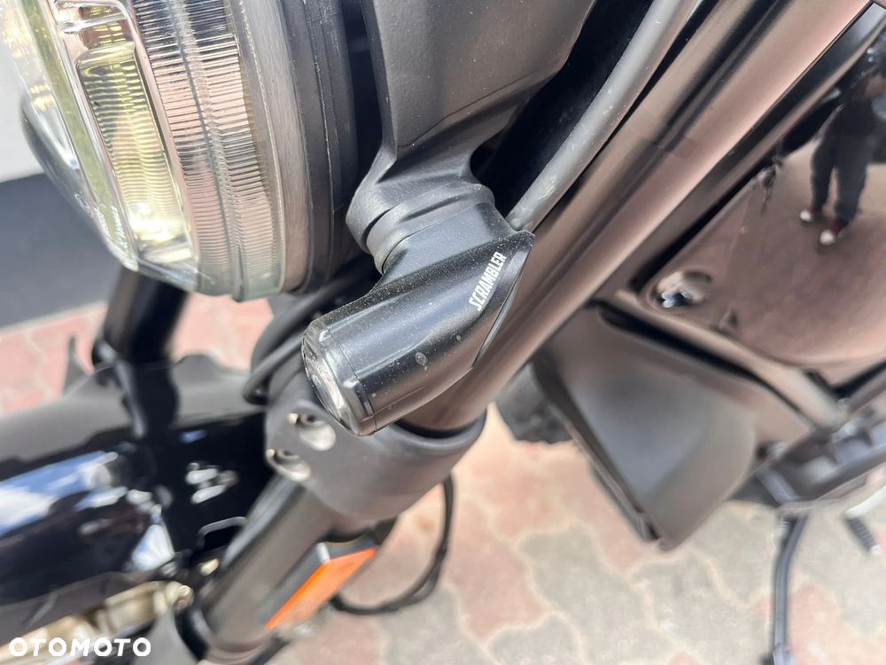 Ducati Scrambler - 13
